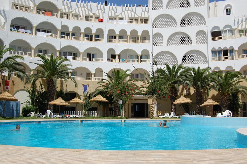 Hotel Delphin Habib à Monastir Extérieur photo